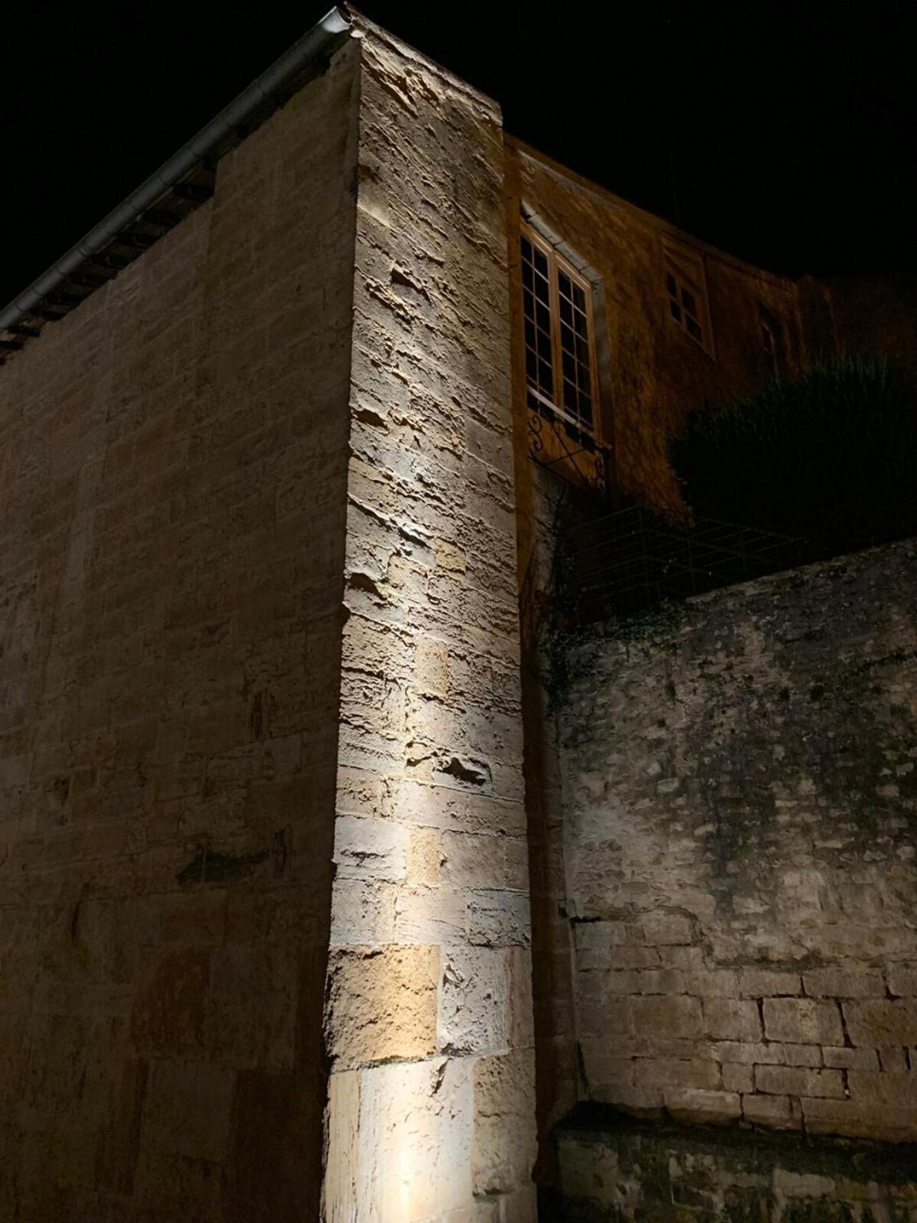 Barabans Tower Cluny Abbay Villa Exterior photo